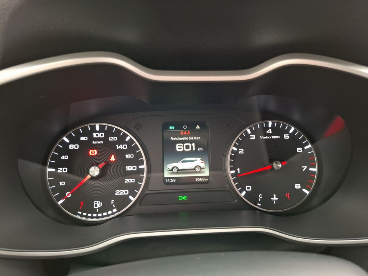 https://csb-strapi-files.fsn1.your-objectstorage.com/inventory-cars/images/91eb8d09450f715f8f56ce9d9cee8cd5372e6100/11_1280_5997.jpg