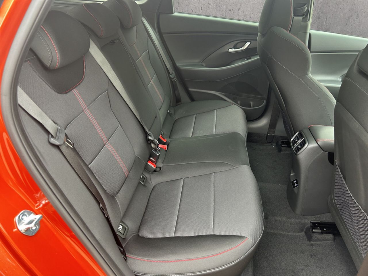 https://csb-strapi-files.fsn1.your-objectstorage.com/inventory-cars/images/920a516c7f48e9ec7a41a9a1406677ac1aa51812/22_1280_4919.jpg