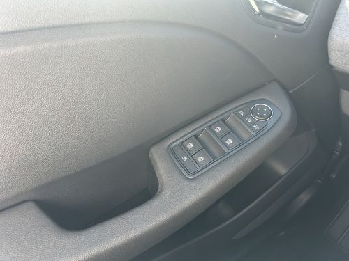 https://csb-strapi-files.fsn1.your-objectstorage.com/inventory-cars/images/9224236491a0be91b055ae3a1e89ab7298edac79/13_500_7227.jpg