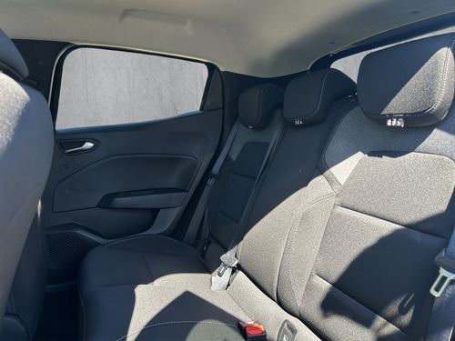 https://csb-strapi-files.fsn1.your-objectstorage.com/inventory-cars/images/9224236491a0be91b055ae3a1e89ab7298edac79/14_500_9490.jpg