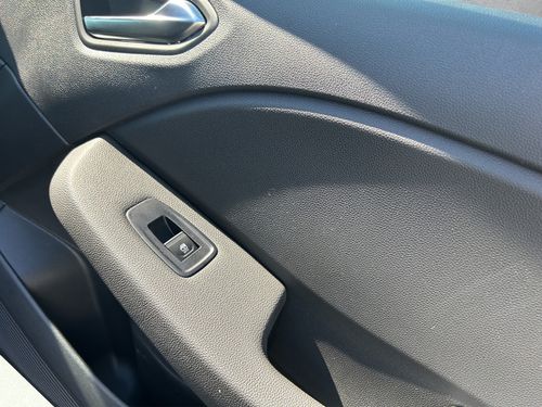 https://csb-strapi-files.fsn1.your-objectstorage.com/inventory-cars/images/9224236491a0be91b055ae3a1e89ab7298edac79/20_500_6439.jpg