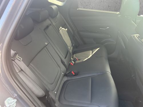 https://csb-strapi-files.fsn1.your-objectstorage.com/inventory-cars/images/92a8b48933f92cdb1be8e34b79f5ce2025efcbdf/19_500_6302.jpg
