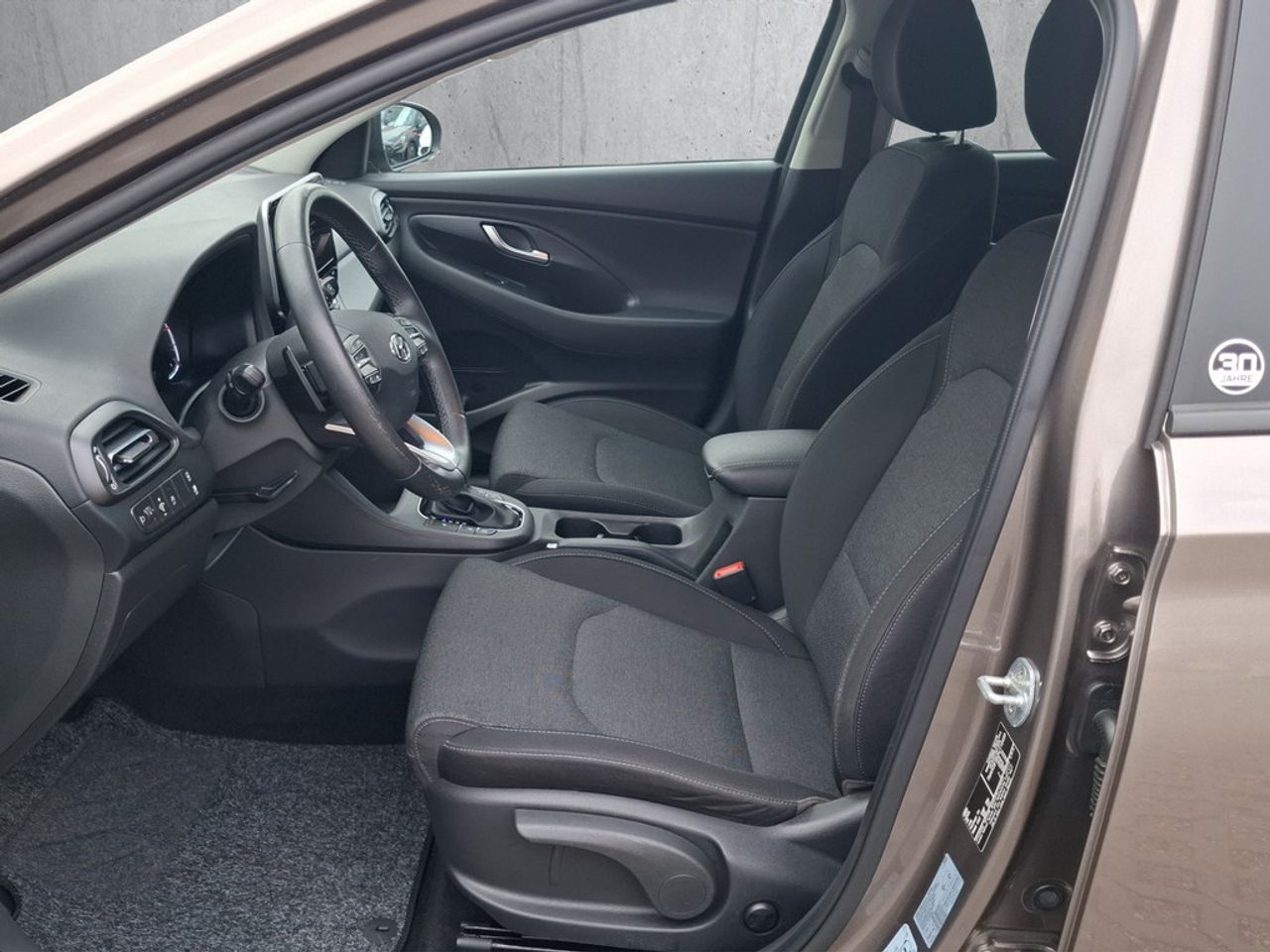 https://csb-strapi-files.fsn1.your-objectstorage.com/inventory-cars/images/92c2411b80b08e2cdccd696a801633328da23bab/9_1280_9171.jpg
