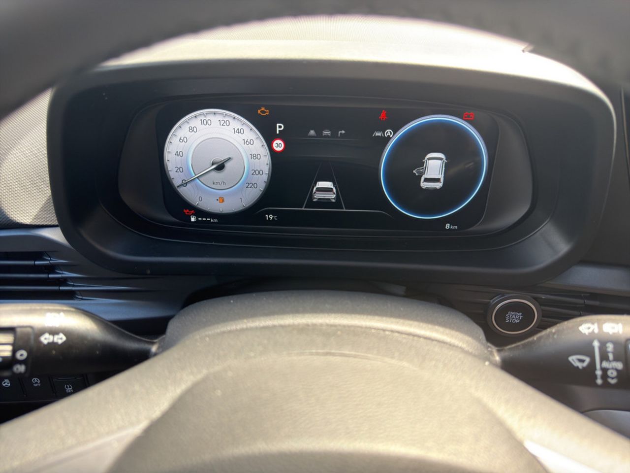 https://csb-strapi-files.fsn1.your-objectstorage.com/inventory-cars/images/9421c6283cc15eb890be44d89c4d46c13a7cb3e6/16_1280_1119.jpg