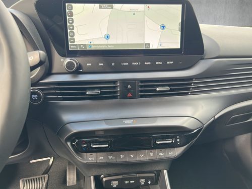 https://csb-strapi-files.fsn1.your-objectstorage.com/inventory-cars/images/9488f64e8993b90eab1a7349ba5e45d8b573aedf/12_500_6482.jpg