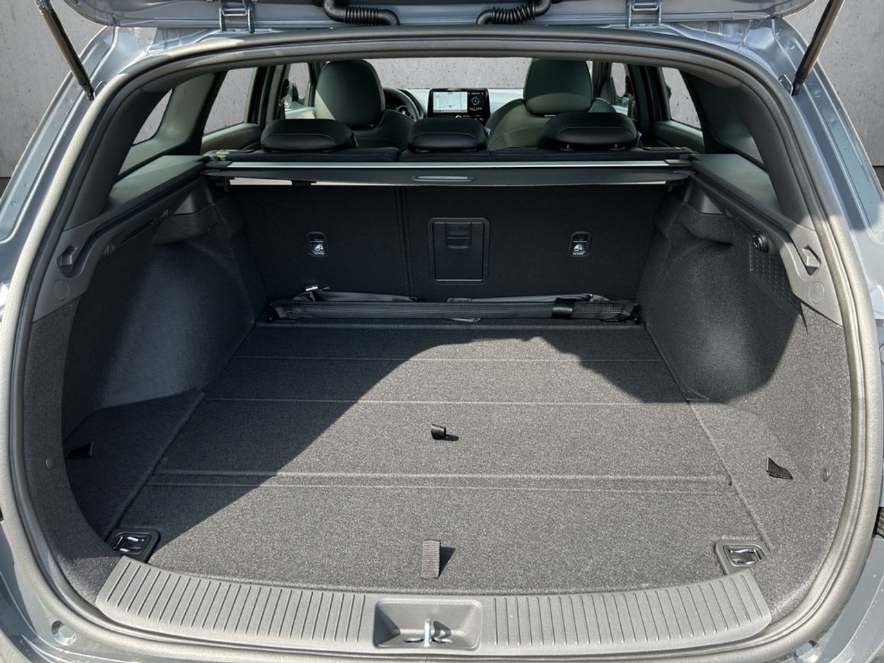 https://csb-strapi-files.fsn1.your-objectstorage.com/inventory-cars/images/94f8985f00a789cd656a32c9b1dc113fb4881153/17_1280_9445.jpg