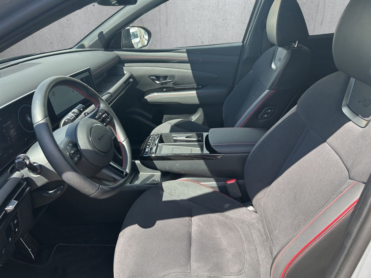 https://csb-strapi-files.fsn1.your-objectstorage.com/inventory-cars/images/957351d3ed3c71cd947b8c005e2520aa6e7f92fb/9_1280_5802.jpg