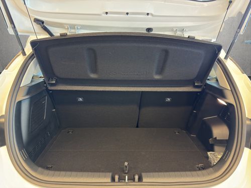https://csb-strapi-files.fsn1.your-objectstorage.com/inventory-cars/images/9576c62596291c4b938be4b111fc0916091df0ff/5_500_3864.jpg