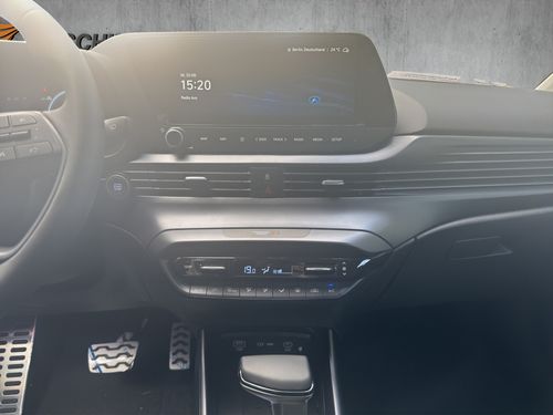 https://csb-strapi-files.fsn1.your-objectstorage.com/inventory-cars/images/9578239447794475373feb6b0d3367030a7ac4e9/17_500_2070.jpg