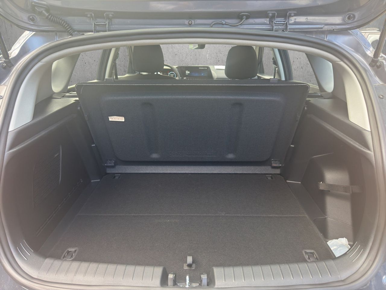 https://csb-strapi-files.fsn1.your-objectstorage.com/inventory-cars/images/9578239447794475373feb6b0d3367030a7ac4e9/18_1280_1175.jpg