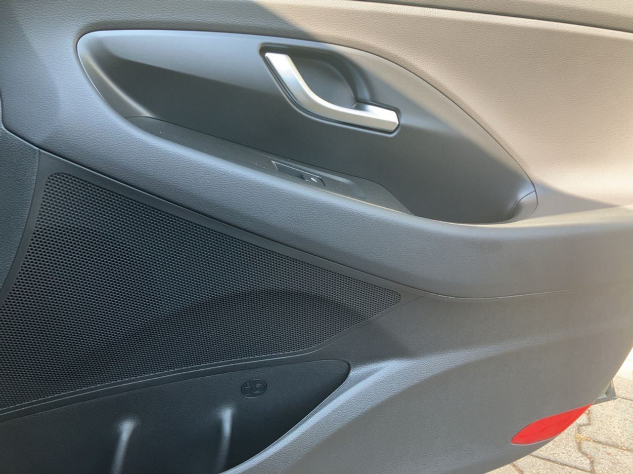 https://csb-strapi-files.fsn1.your-objectstorage.com/inventory-cars/images/95883e53d8d073cbb896ab019a82de7495d0605b/21_1280_7305.jpg