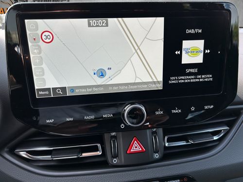 https://csb-strapi-files.fsn1.your-objectstorage.com/inventory-cars/images/9b5c225e00f48fbfc4e792b616866ffecb6313bc/12_500_2309.jpg