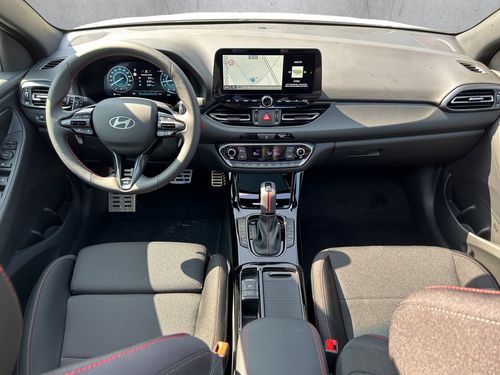 https://csb-strapi-files.fsn1.your-objectstorage.com/inventory-cars/images/9b5c225e00f48fbfc4e792b616866ffecb6313bc/16_500_4707.jpg