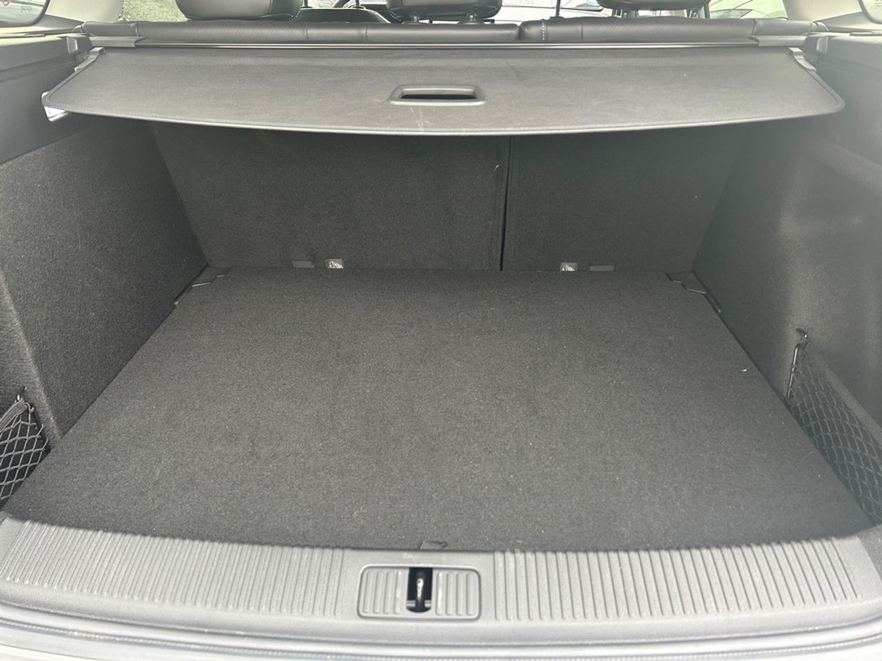 https://csb-strapi-files.fsn1.your-objectstorage.com/inventory-cars/images/9b6346560beeea6a07c363d062d6e1ccfee39fbe/10_1280_7096.jpg
