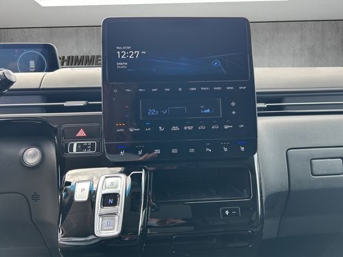 https://csb-strapi-files.fsn1.your-objectstorage.com/inventory-cars/images/9b8d068878967a756ef143902001ae34265195c4/12_500_1653.jpg