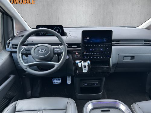 https://csb-strapi-files.fsn1.your-objectstorage.com/inventory-cars/images/9b8d068878967a756ef143902001ae34265195c4/16_500_1652.jpg