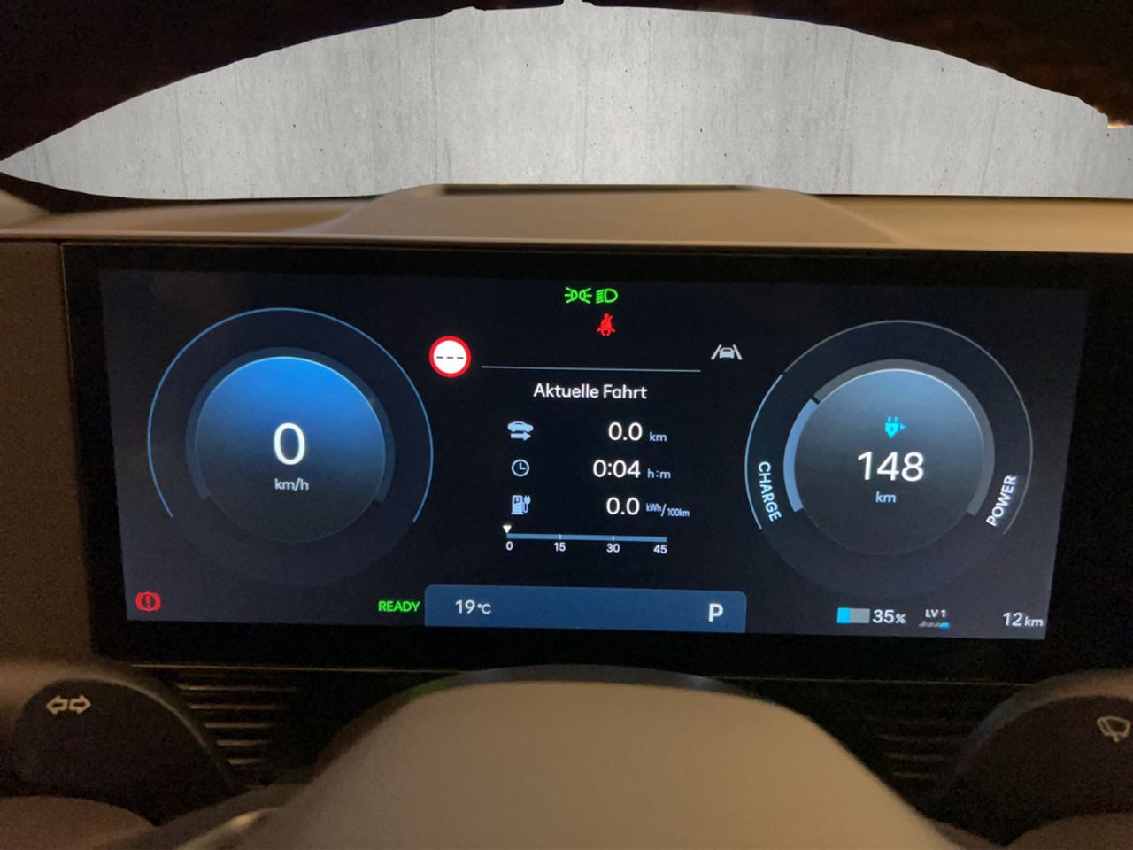 https://csb-strapi-files.fsn1.your-objectstorage.com/inventory-cars/images/9bb4ffa0d76a035b4510361372fb867ce6b508cd/11_1280_1239.jpg