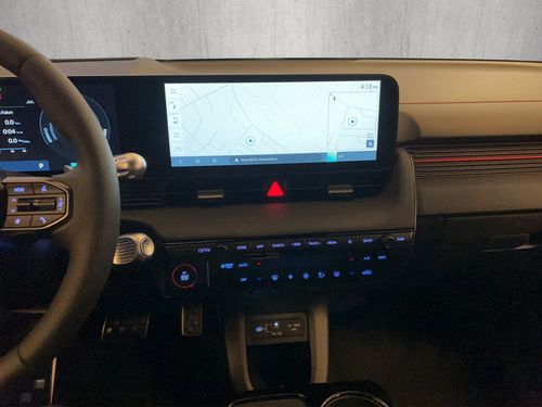 https://csb-strapi-files.fsn1.your-objectstorage.com/inventory-cars/images/9bb4ffa0d76a035b4510361372fb867ce6b508cd/12_500_3355.jpg