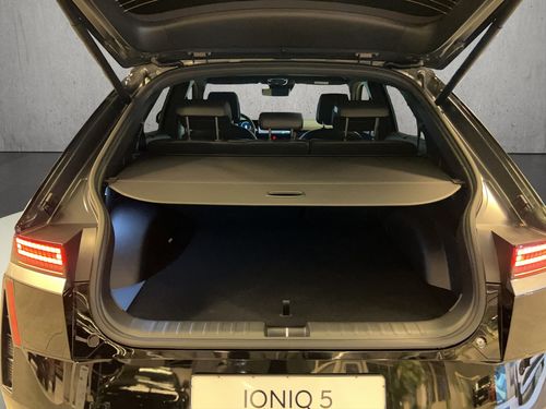 https://csb-strapi-files.fsn1.your-objectstorage.com/inventory-cars/images/9bb4ffa0d76a035b4510361372fb867ce6b508cd/18_500_8819.jpg