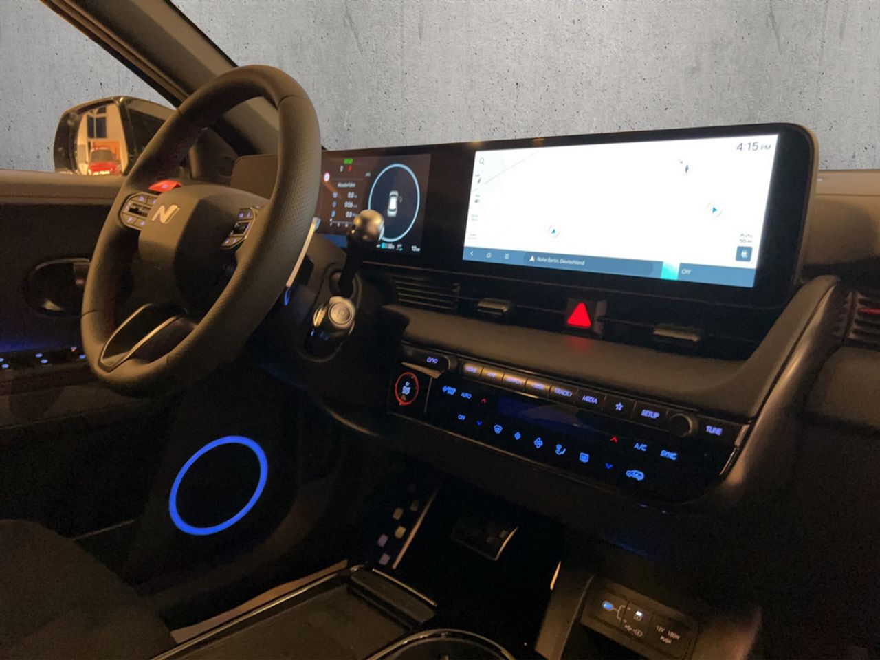 https://csb-strapi-files.fsn1.your-objectstorage.com/inventory-cars/images/9bb4ffa0d76a035b4510361372fb867ce6b508cd/22_1280_7416.jpg
