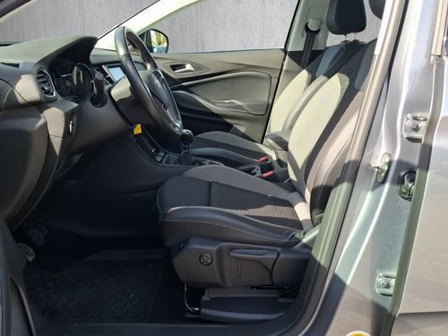 https://csb-strapi-files.fsn1.your-objectstorage.com/inventory-cars/images/9d073936c2507ed0cdc6ba4afa5bcd077b132dc5/10_500_5598.jpg
