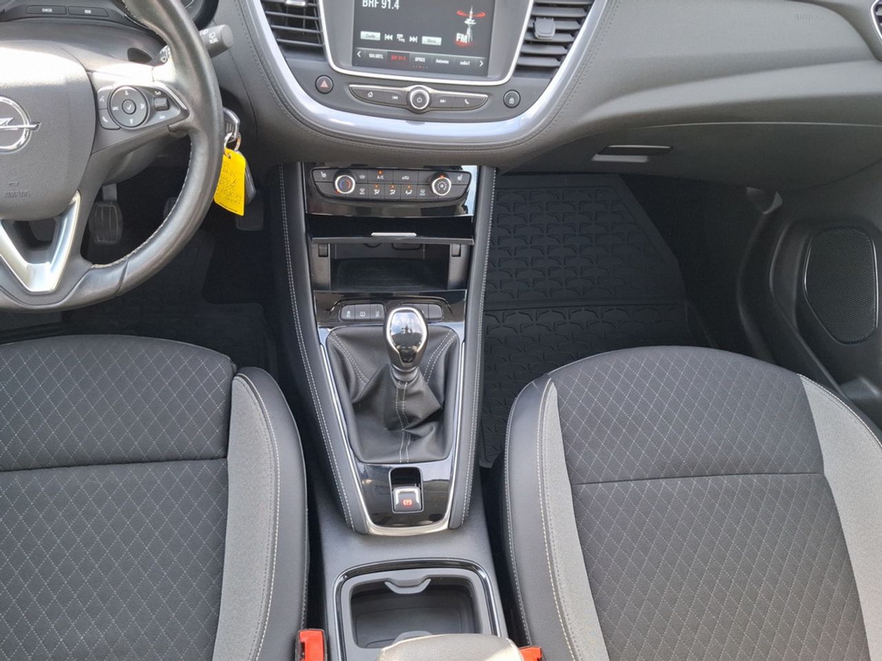 https://csb-strapi-files.fsn1.your-objectstorage.com/inventory-cars/images/9d073936c2507ed0cdc6ba4afa5bcd077b132dc5/17_1280_4633.jpg