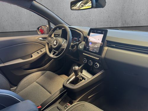 https://csb-strapi-files.fsn1.your-objectstorage.com/inventory-cars/images/9e6dfb0b4ee55df0288409d0587b5fa772a6d756/22_500_1233.jpg