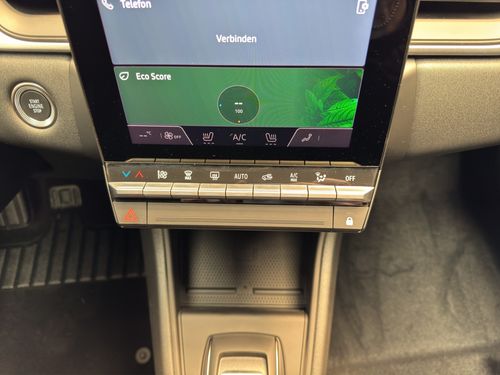 https://csb-strapi-files.fsn1.your-objectstorage.com/inventory-cars/images/9f427abefce86b9089dddac32f95e8e3d4f9735c/17_500_1837.jpg