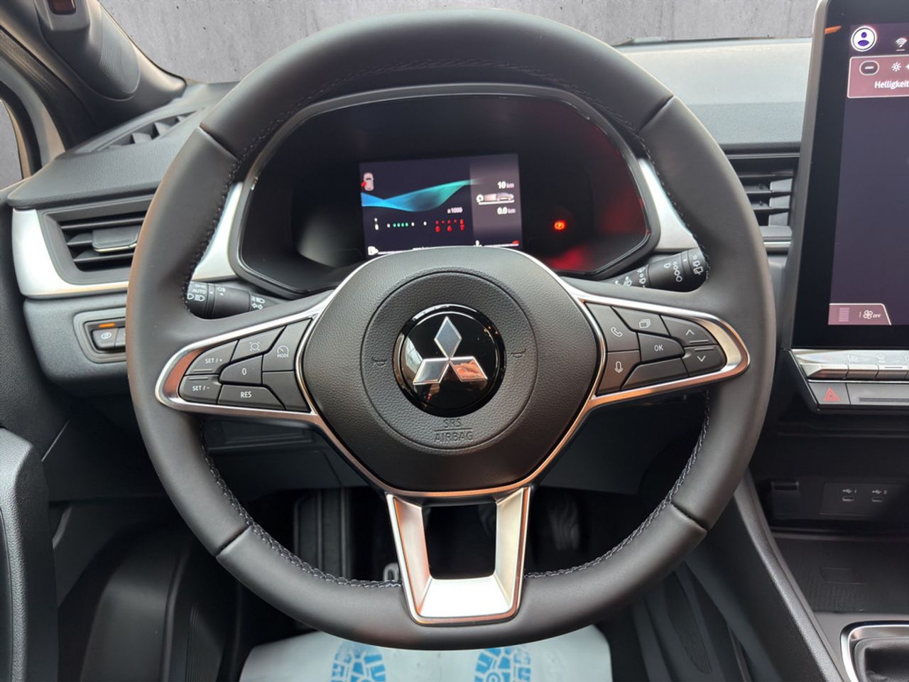 https://csb-strapi-files.fsn1.your-objectstorage.com/inventory-cars/images/9fdee54caa109d6cc260b5493fa5b44306684d34/17_1280_1138.jpg