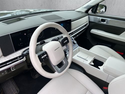 https://csb-strapi-files.fsn1.your-objectstorage.com/inventory-cars/images/a030b69bc0000f35931f977d4d902b77d386c7ac/21_500_7014.jpg