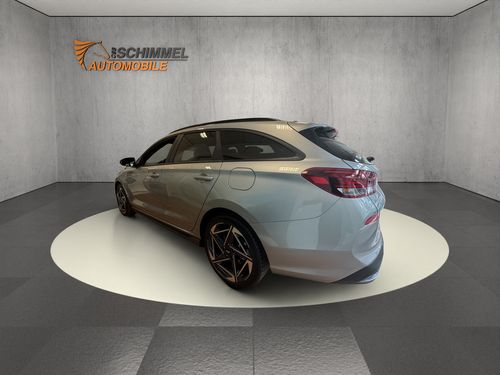 https://csb-strapi-files.fsn1.your-objectstorage.com/inventory-cars/images/a12bb87a9a4417d5a0a1bc5e81508b8a50e29367/3_500_3160.jpg