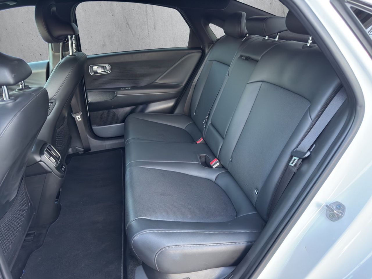 https://csb-strapi-files.fsn1.your-objectstorage.com/inventory-cars/images/a261b994f03c0590e66843f143eaaabf10c239db/13_1280_7968.jpg
