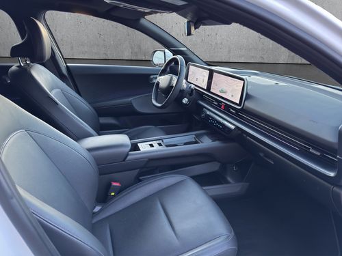 https://csb-strapi-files.fsn1.your-objectstorage.com/inventory-cars/images/a261b994f03c0590e66843f143eaaabf10c239db/15_500_6473.jpg