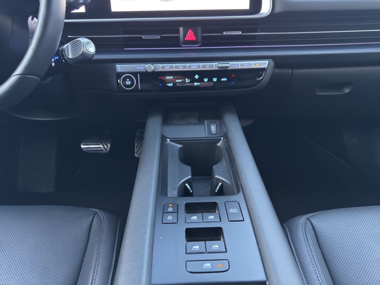 https://csb-strapi-files.fsn1.your-objectstorage.com/inventory-cars/images/a261b994f03c0590e66843f143eaaabf10c239db/18_1280_9378.jpg
