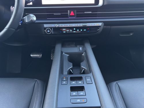https://csb-strapi-files.fsn1.your-objectstorage.com/inventory-cars/images/a261b994f03c0590e66843f143eaaabf10c239db/18_500_9923.jpg
