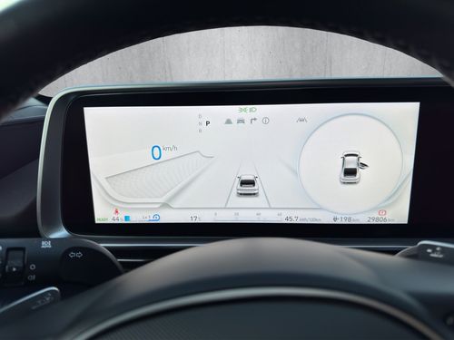 https://csb-strapi-files.fsn1.your-objectstorage.com/inventory-cars/images/a261b994f03c0590e66843f143eaaabf10c239db/19_500_8054.jpg