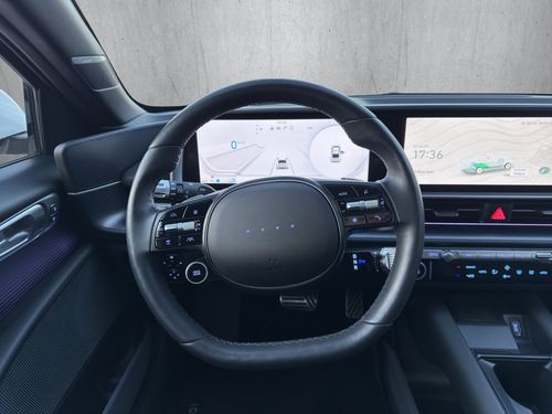 https://csb-strapi-files.fsn1.your-objectstorage.com/inventory-cars/images/a261b994f03c0590e66843f143eaaabf10c239db/20_500_9295.jpg