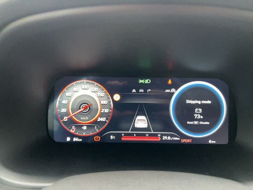 https://csb-strapi-files.fsn1.your-objectstorage.com/inventory-cars/images/a3322ce8614a60c0add6d6aa94f35f6eb20601a9/11_500_1211.jpg