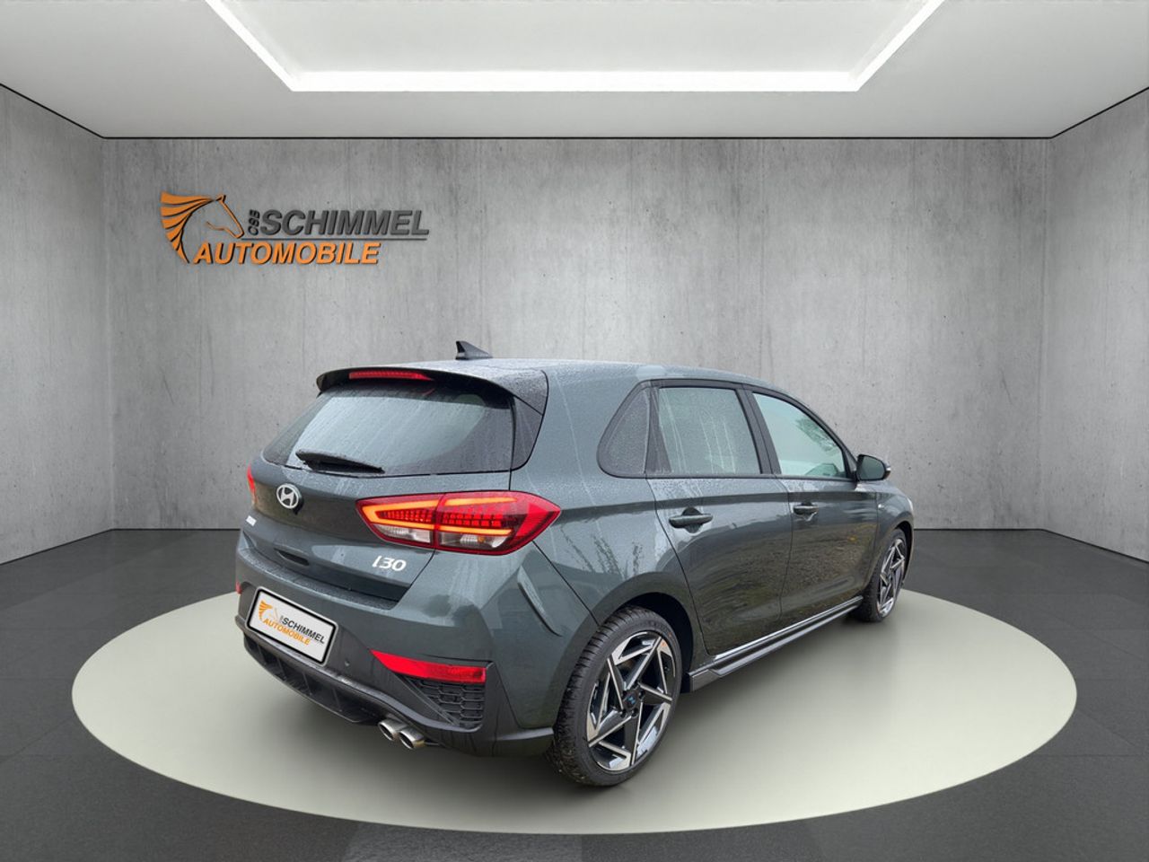 https://csb-strapi-files.fsn1.your-objectstorage.com/inventory-cars/images/a3322ce8614a60c0add6d6aa94f35f6eb20601a9/6_1280_7578.jpg
