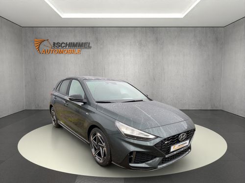 https://csb-strapi-files.fsn1.your-objectstorage.com/inventory-cars/images/a3322ce8614a60c0add6d6aa94f35f6eb20601a9/8_500_8898.jpg