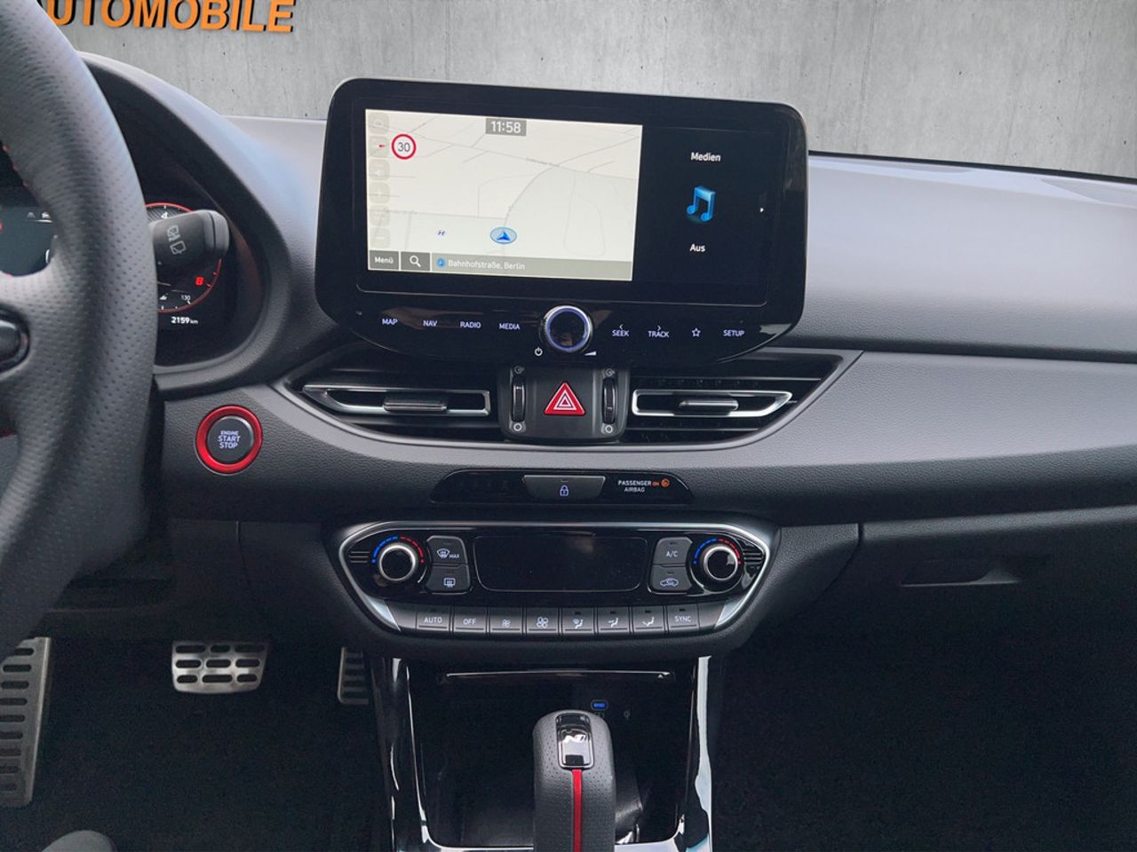 https://csb-strapi-files.fsn1.your-objectstorage.com/inventory-cars/images/a3cffdf19e149ea9913f859cff12361fe581869e/12_1280_5328.jpg