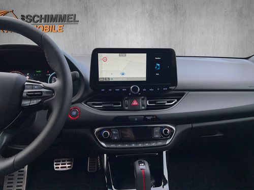 https://csb-strapi-files.fsn1.your-objectstorage.com/inventory-cars/images/a3cffdf19e149ea9913f859cff12361fe581869e/17_500_8498.jpg