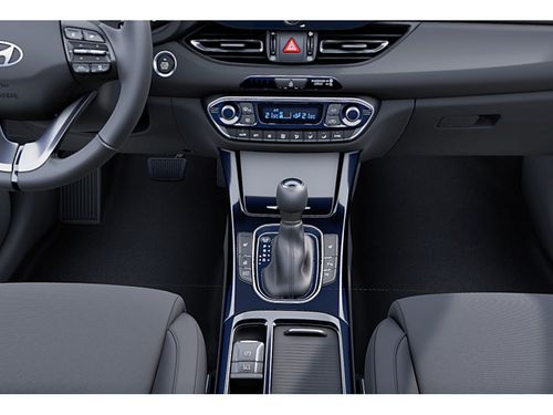 https://csb-strapi-files.fsn1.your-objectstorage.com/inventory-cars/images/a40feacd65ab4e5e0c4290ee63cdb22f3ebfe394/11_500_3162.jpg