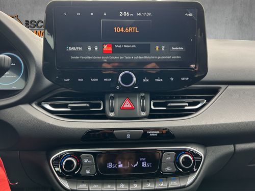 https://csb-strapi-files.fsn1.your-objectstorage.com/inventory-cars/images/a40feacd65ab4e5e0c4290ee63cdb22f3ebfe394/20_500_3415.jpg