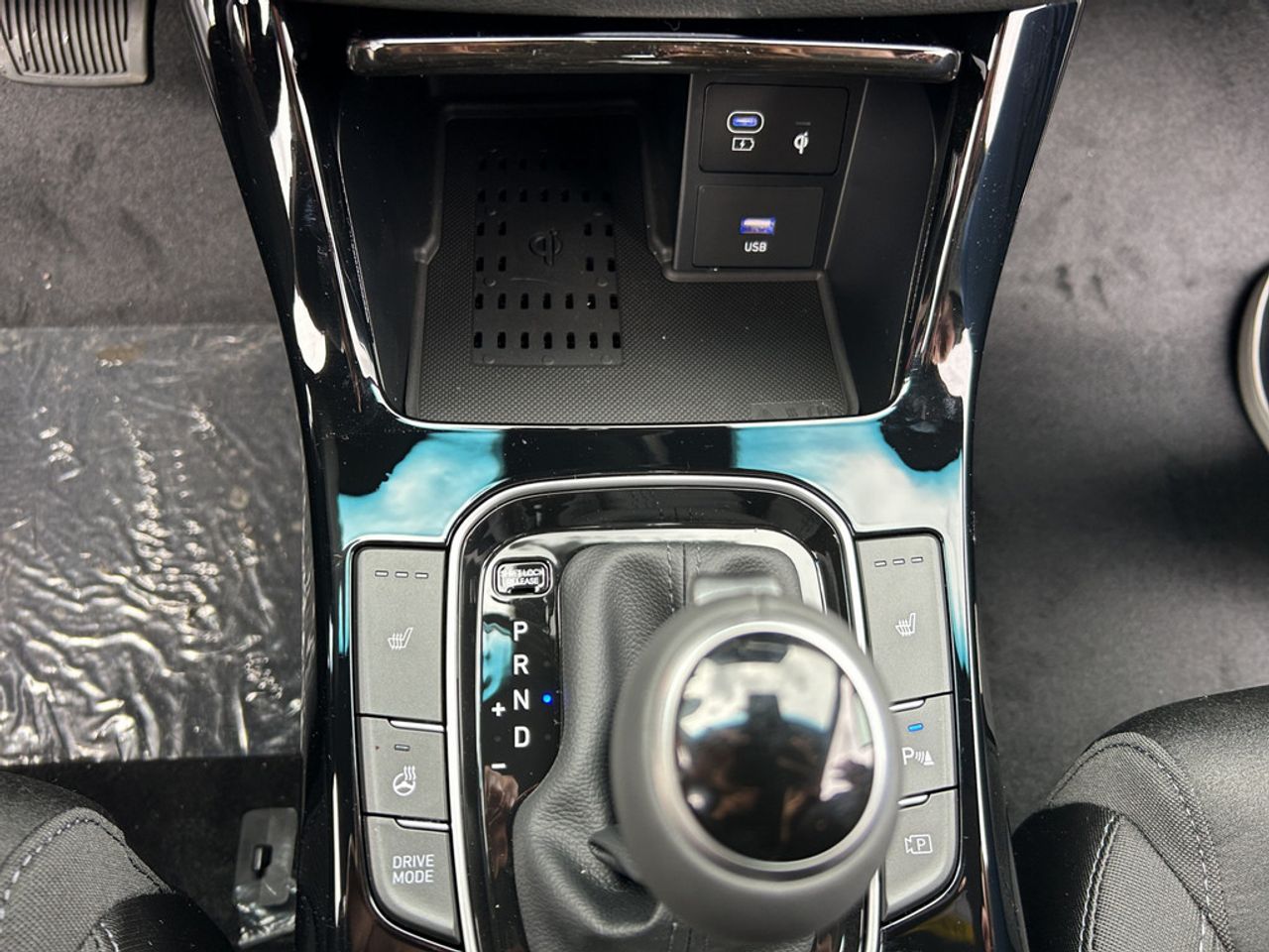 https://csb-strapi-files.fsn1.your-objectstorage.com/inventory-cars/images/a40feacd65ab4e5e0c4290ee63cdb22f3ebfe394/33_1280_9410.jpg