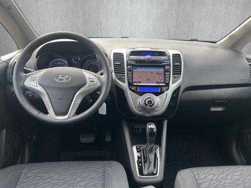 https://csb-strapi-files.fsn1.your-objectstorage.com/inventory-cars/images/a5c0efd4869ce90e5ad3abd8ba714d0c24a213dd/8_500_5042.jpg