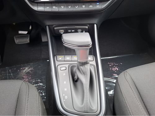 https://csb-strapi-files.fsn1.your-objectstorage.com/inventory-cars/images/a6127f93ed0eea89c346682ce994d0e2e1fa9003/16_500_9186.jpg