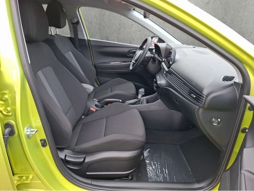 https://csb-strapi-files.fsn1.your-objectstorage.com/inventory-cars/images/a6127f93ed0eea89c346682ce994d0e2e1fa9003/19_500_4726.jpg