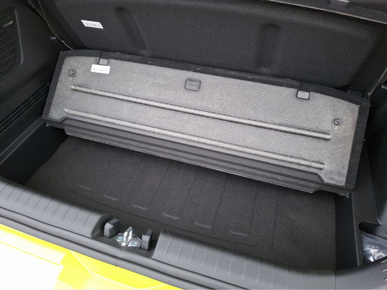 https://csb-strapi-files.fsn1.your-objectstorage.com/inventory-cars/images/a6127f93ed0eea89c346682ce994d0e2e1fa9003/21_1280_5928.jpg