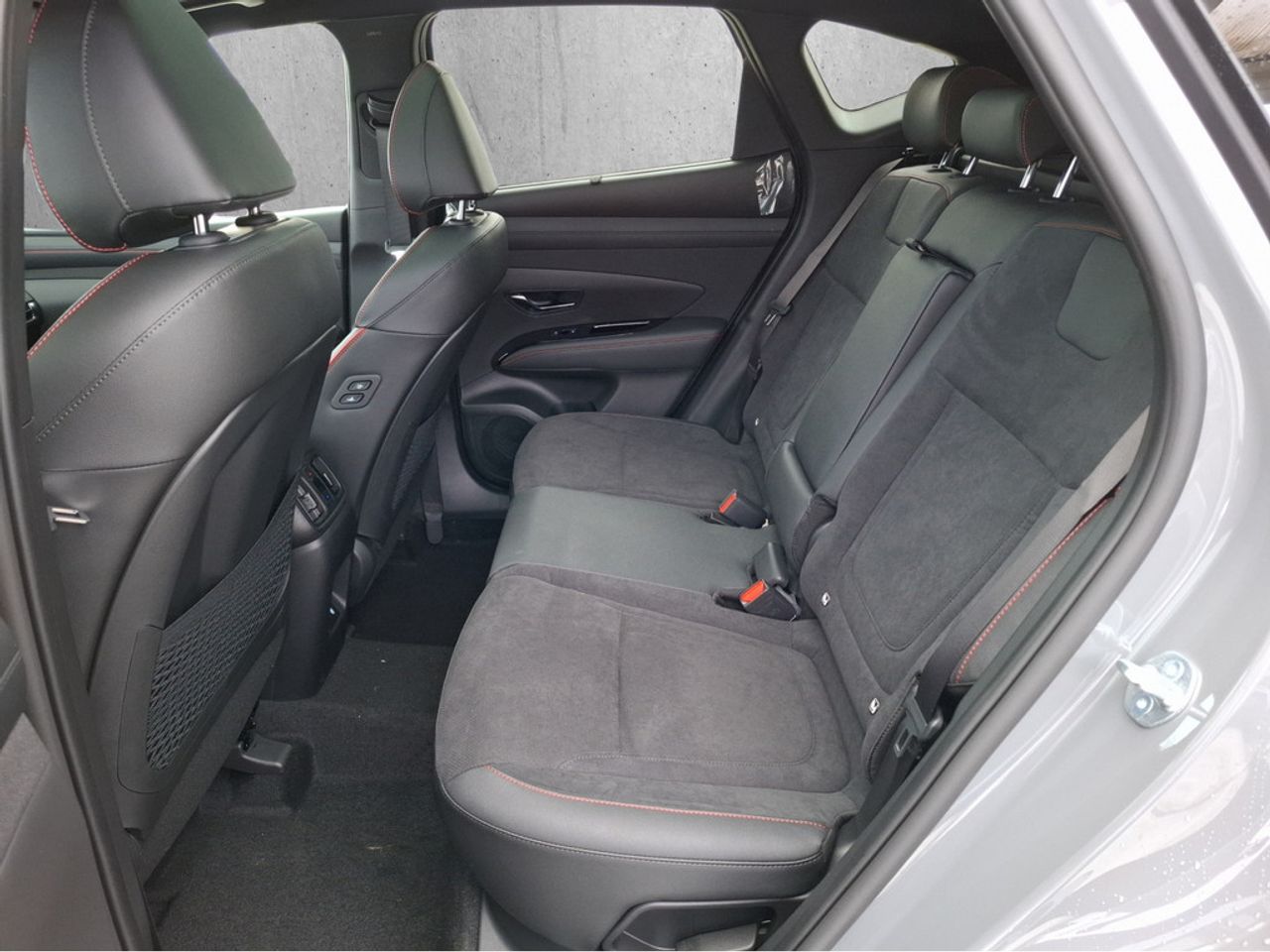 https://csb-strapi-files.fsn1.your-objectstorage.com/inventory-cars/images/a6a33a16488a42f617a939190f8d7bd8b8144787/15_1280_5303.jpg
